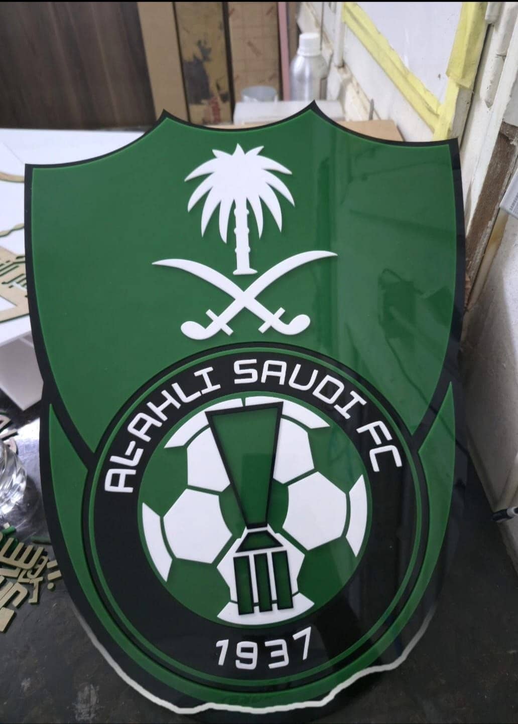مجسم شعار النادي الأهلي السعودي طبقات أكريليك - مشروع منفذ بواسطة رواد الإبداع